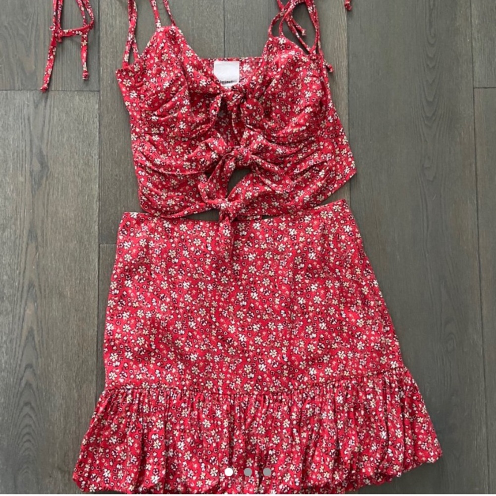 Red Skylar + Madison set!
